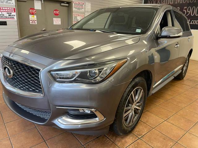 Photo of 2018 GREY INFINITI QX60