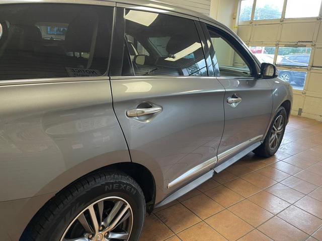 Photo of 2018 GREY INFINITI QX60
