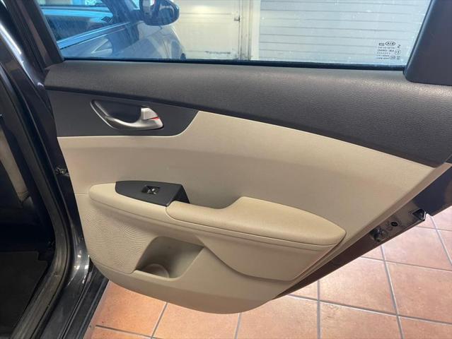 Photo of 2020 Gravity Grey Kia Forte