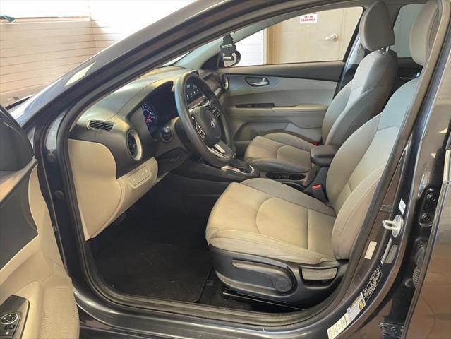 Photo of 2020 Gravity Grey Kia Forte