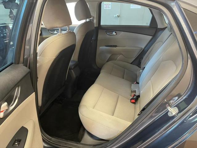 Photo of 2020 Gravity Grey Kia Forte