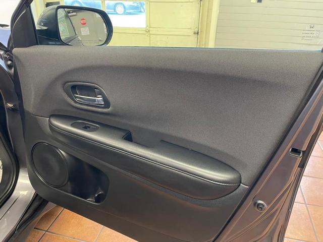 Photo of 2021 GREY Honda HR-V