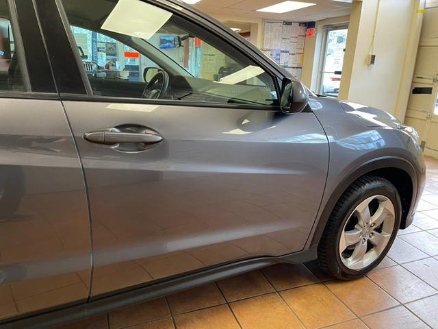 Photo of 2021 GREY Honda HR-V