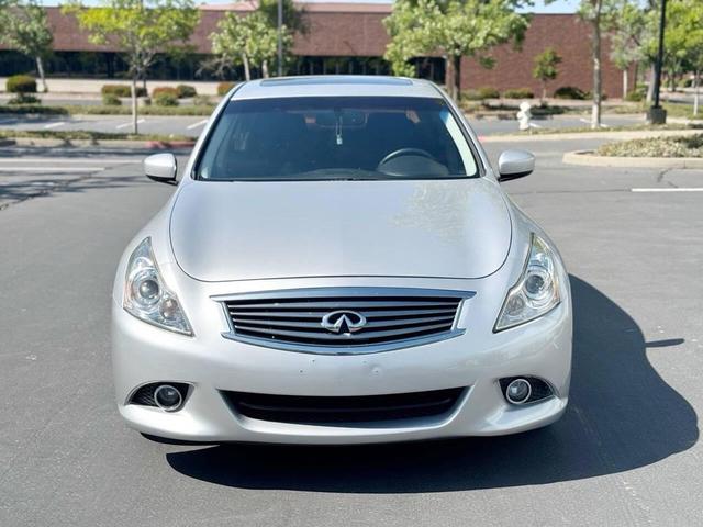 Photo of 2013 Liquid Platinum INFINITI G37