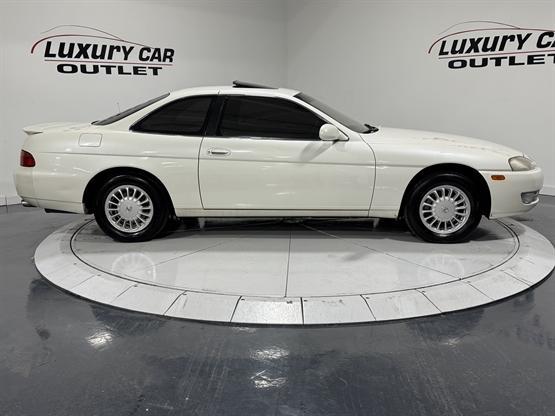 Photo of 1994 White Lexus SC 300