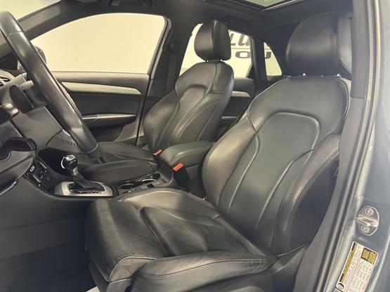 Photo of 2016 Monsoon Gray Metallic Audi Q3
