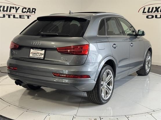 Photo of 2016 Monsoon Gray Metallic Audi Q3