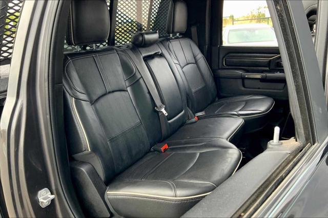 Photo of 2022 Granite Crystal Metallic Clearcoat RAM 2500