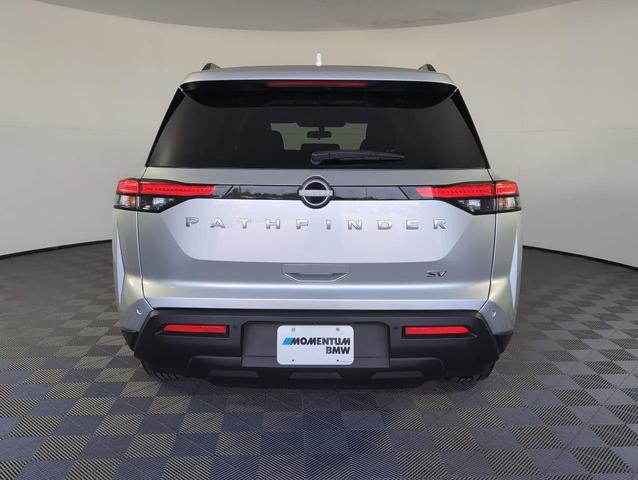 Photo of 2024 Brilliant Silver Metallic Nissan Pathfinder
