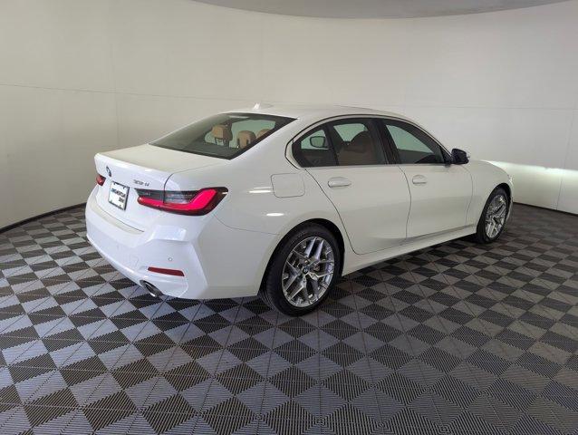 Photo of 2025 Alpine White BMW 330