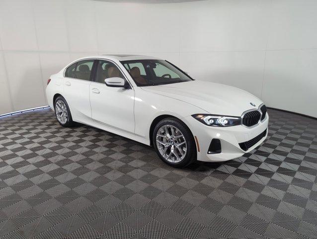 Photo of 2025 Alpine White BMW 330
