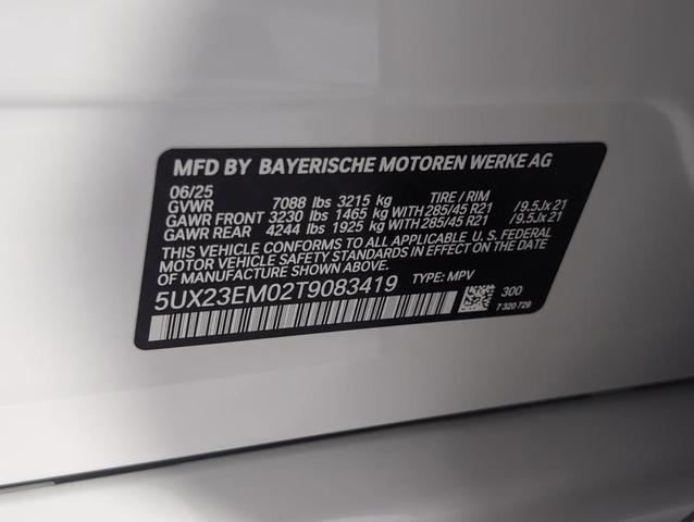 Photo of 2026 Alpine White BMW X7