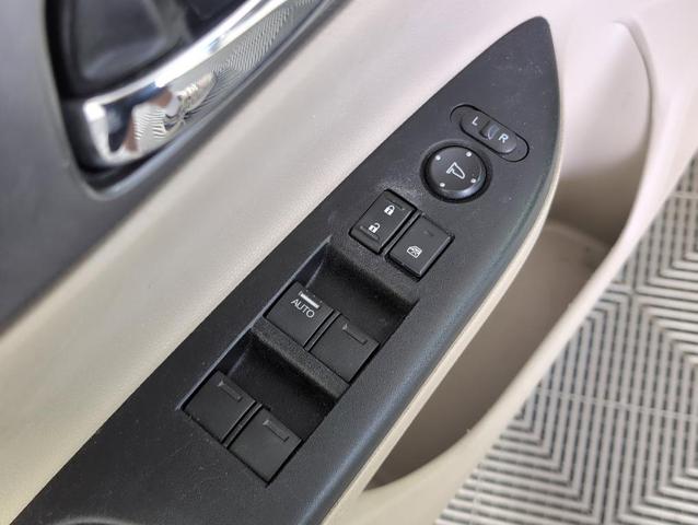 Photo of 2015 White Honda Accord
