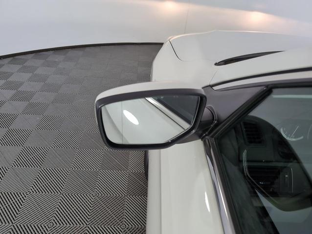 Photo of 2015 White Honda Accord
