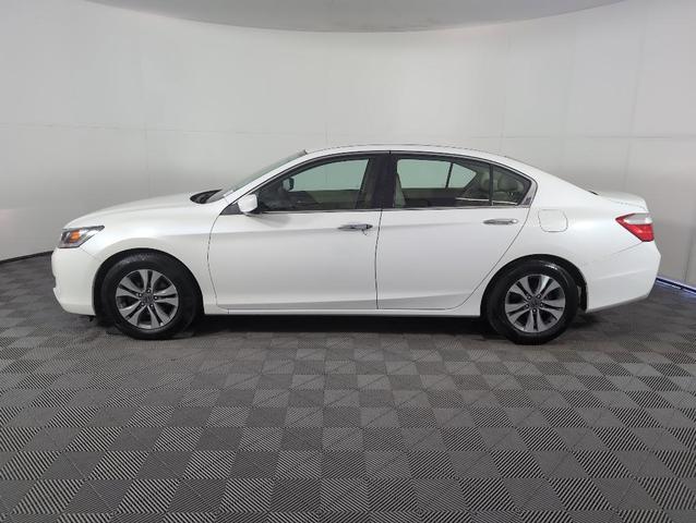 Photo of 2015 White Honda Accord