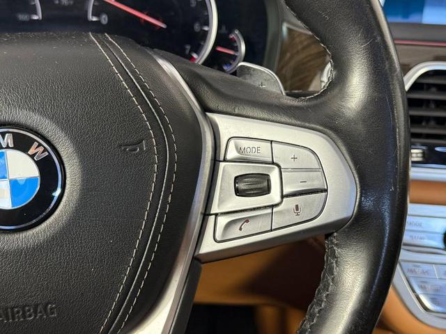 Photo of 2019 Mineral White Metallic BMW 740