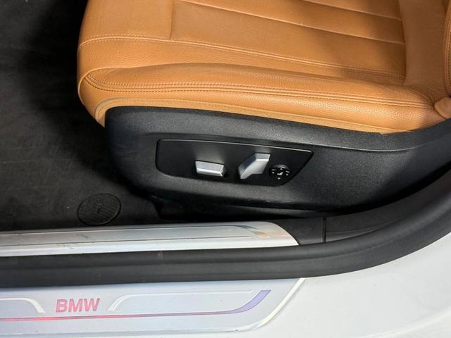 Photo of 2019 Mineral White Metallic BMW 740