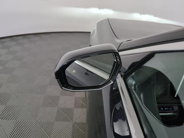Photo of 2025 Carbon Black Metallic BMW i7