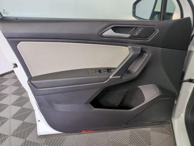 Photo of 2018 Pure White Volkswagen Tiguan