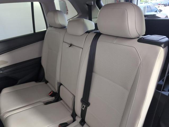 Photo of 2018 Pure White Volkswagen Tiguan
