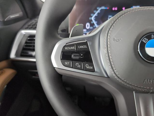 Photo of 2026 Gray Metallic BMW X7