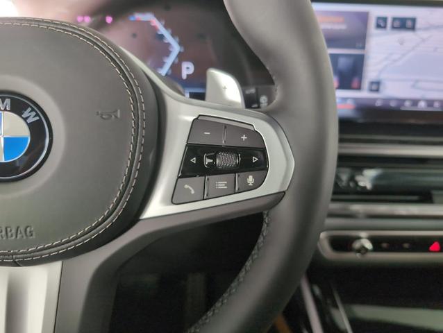 Photo of 2026 Gray Metallic BMW X7