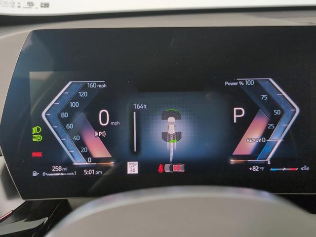 Photo of 2025 Alpine White BMW X1