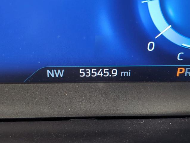 Photo of 2021 White Ford Explorer