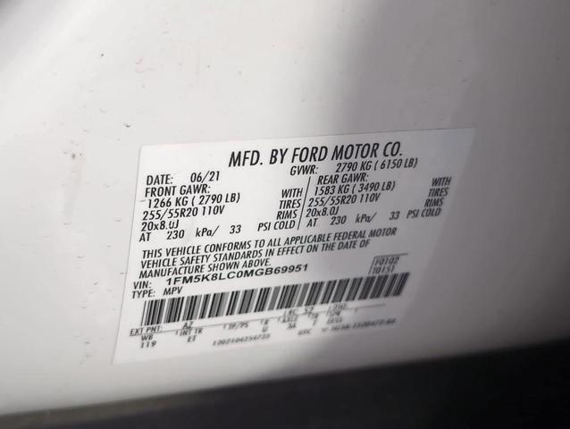Photo of 2021 White Ford Explorer