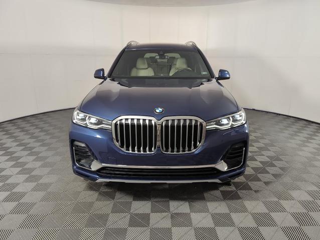 Photo of 2021 Phytonic Blue Metallic BMW X7