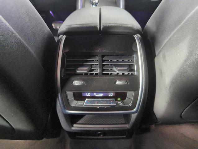 Photo of 2023 Phytonic Blue Metallic BMW X6