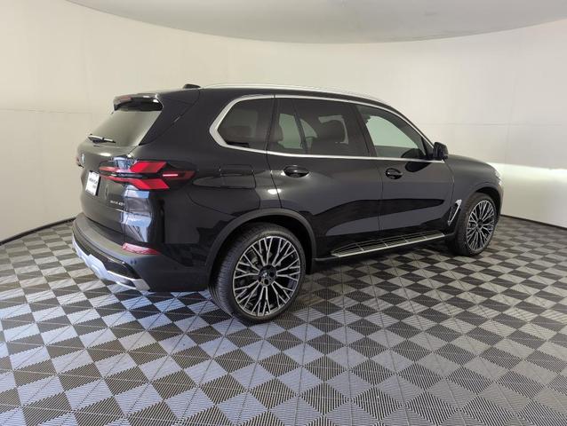 Photo of 2026 Black Sapphire Metallic BMW X5