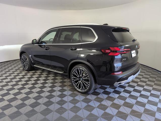 Photo of 2026 Black Sapphire Metallic BMW X5