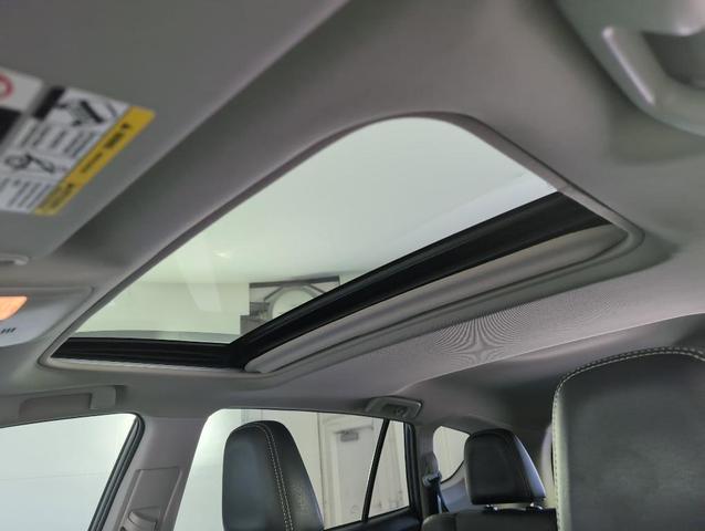 Photo of 2018 Gray Toyota RAV4