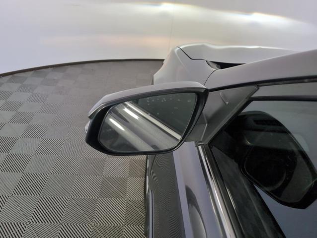 Photo of 2018 Gray Toyota RAV4