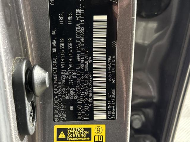 Photo of 2018 Gray Toyota Highlander