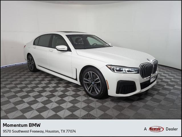 2022 BMW 740