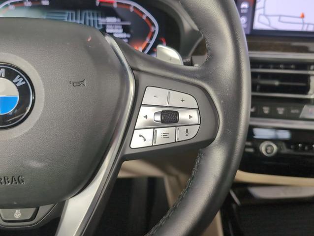 Photo of 2022 Mineral White Metallic BMW X3
