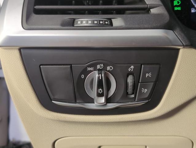 Photo of 2022 Mineral White Metallic BMW X3