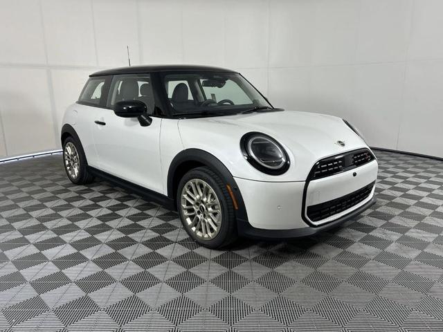 2025 MINI Hardtop