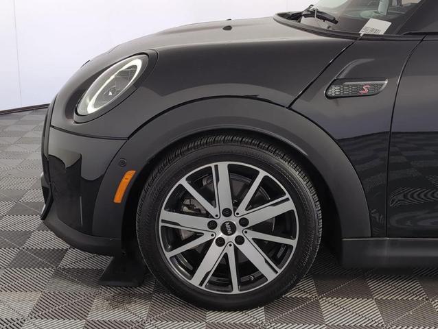 Photo of 2023 Black MINI Hardtop