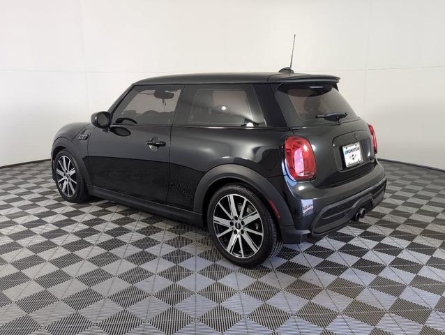 Photo of 2023 Black MINI Hardtop