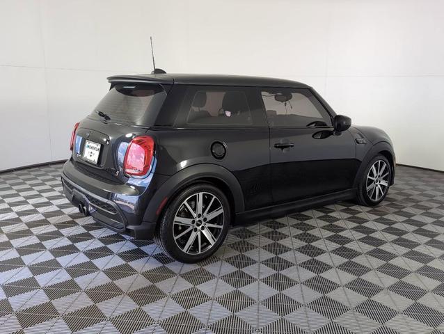 Photo of 2023 Black MINI Hardtop