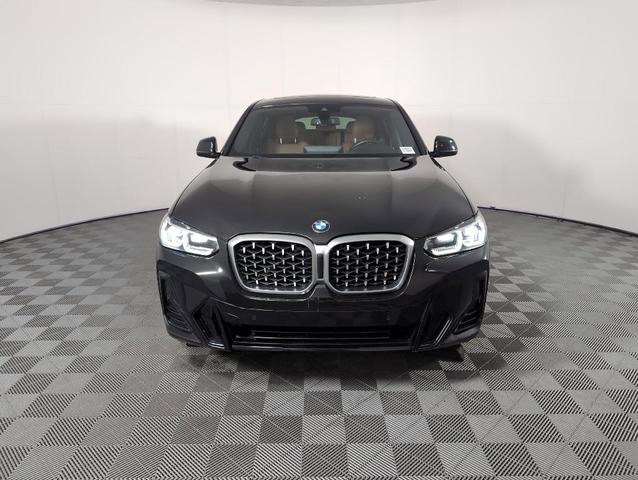 Photo of 2023 Black Sapphire Metallic BMW X4