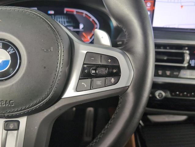 Photo of 2023 Black Sapphire Metallic BMW X4
