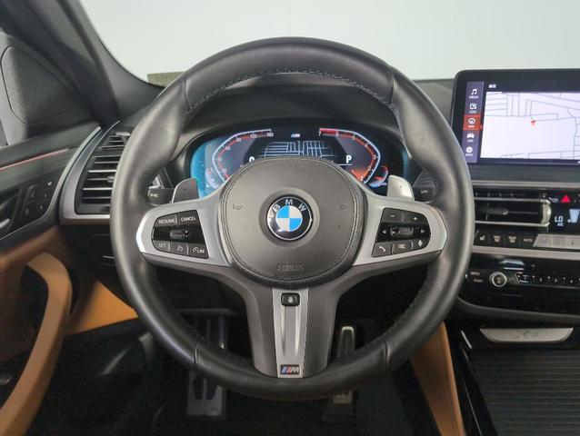Photo of 2023 Black Sapphire Metallic BMW X4