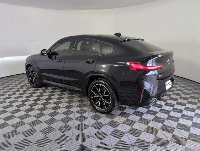Photo of 2023 Black Sapphire Metallic BMW X4