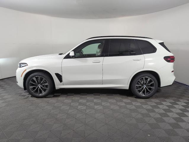Photo of 2026 Alpine White BMW X5