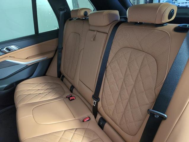 Photo of 2026 Alpine White BMW X5