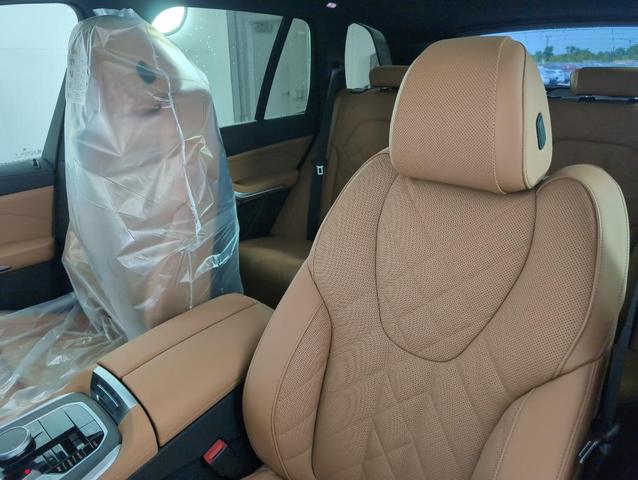 Photo of 2026 Alpine White BMW X5